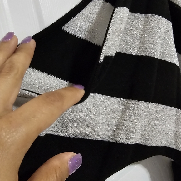 INC, X-Large top - Picture 3 of 5